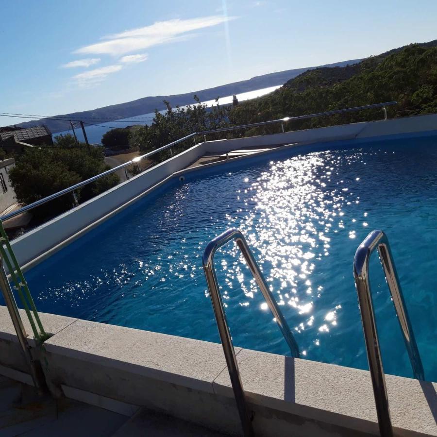 Apartmani Cesarica Карлобаг Экстерьер фото